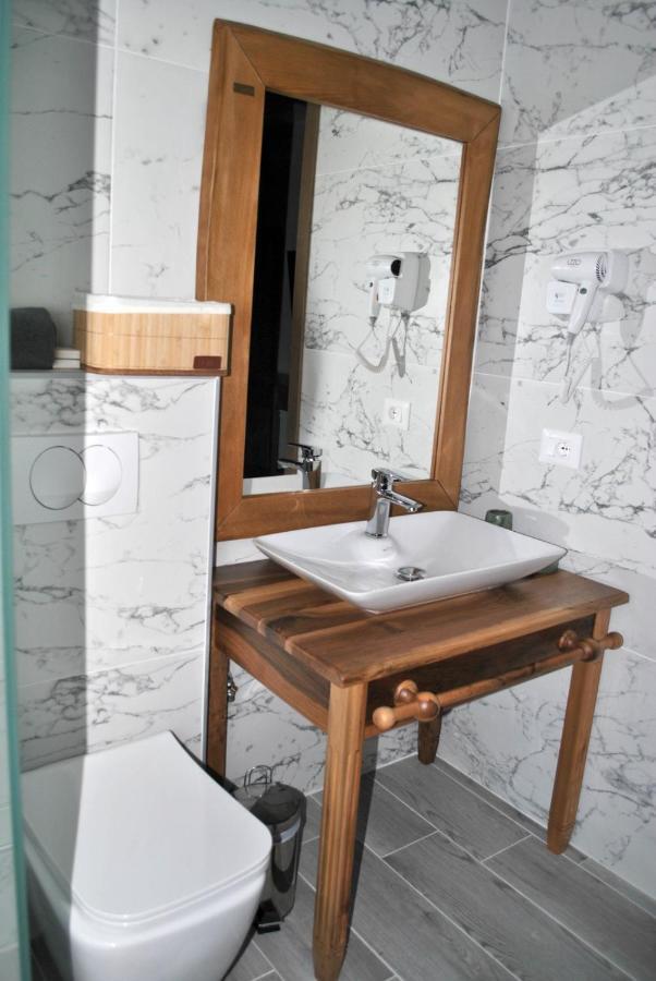 Boutique Vila Fidani Voskopojë Esterno foto