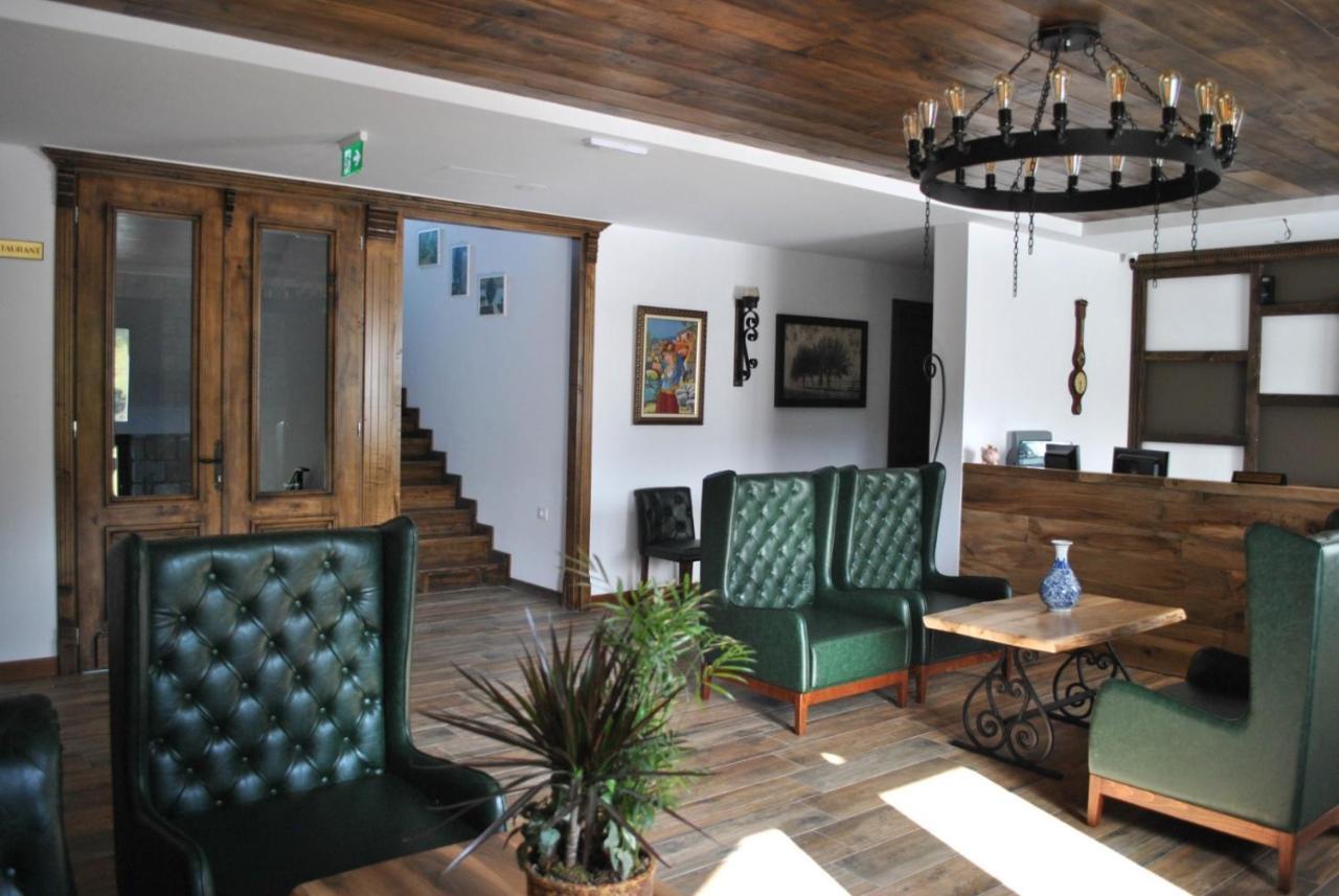 Boutique Vila Fidani Voskopojë Esterno foto
