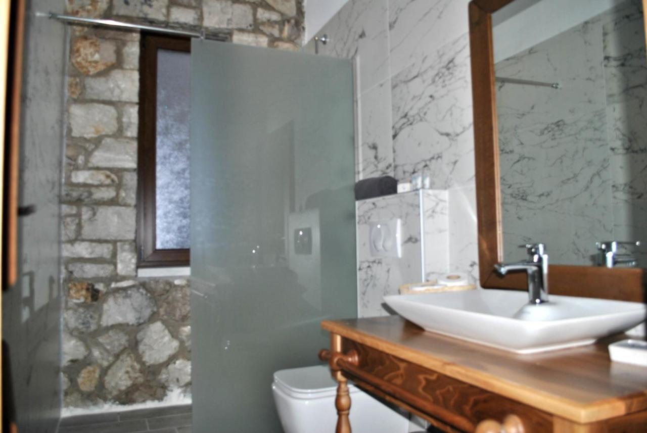 Boutique Vila Fidani Voskopojë Esterno foto